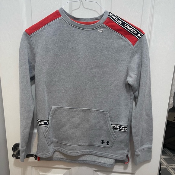 Under Armour Other - Under Armour sweatshirt youth large gray